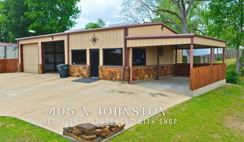 Photo of 405 N Johnston Street St, Caldwell, TX 77836 (MLS # 36889641)