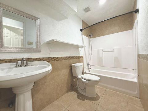 Tiny photo for 11911 Green Glade Drive, Houston, TX 77099 (MLS # 51271323)