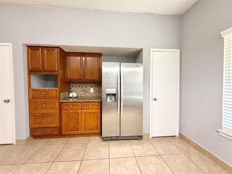 Tiny photo for 11911 Green Glade Drive, Houston, TX 77099 (MLS # 51271323)