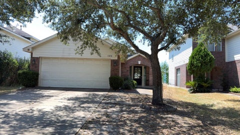 Photo of 10834 Cane Grove Lane, Houston, TX 77075 (MLS # 77286980)
