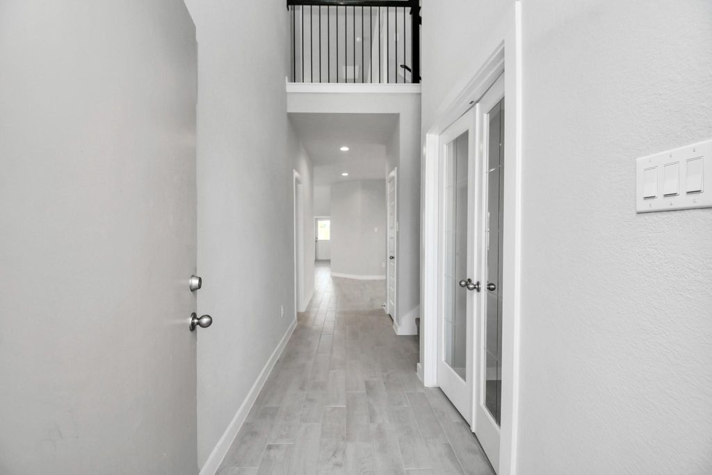 Photo of 14607 Diamond Dove Lane Dr, Houston, TX 77049 (MLS # 21488339)