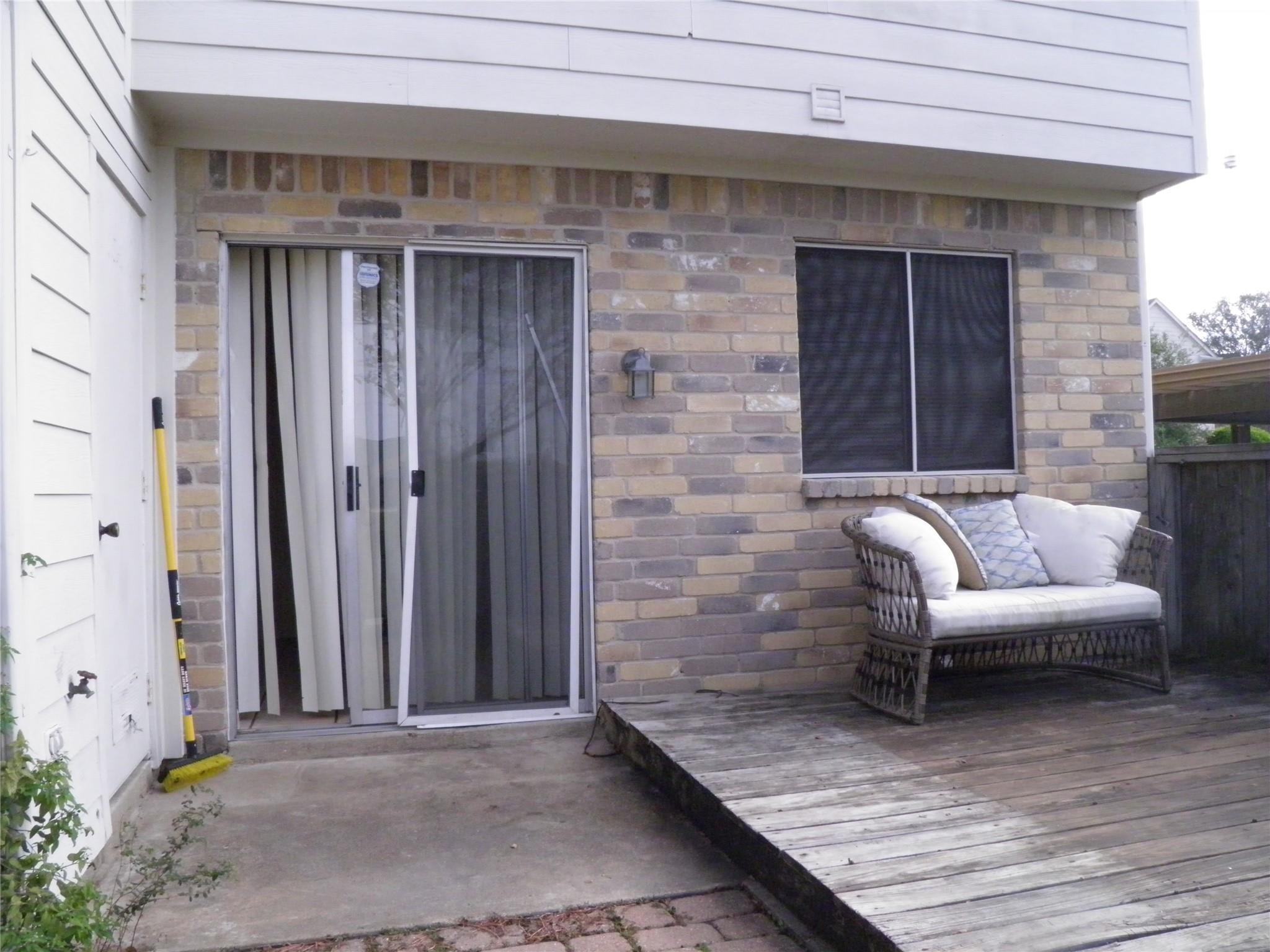 2910 Grants Lake Boulevard 701