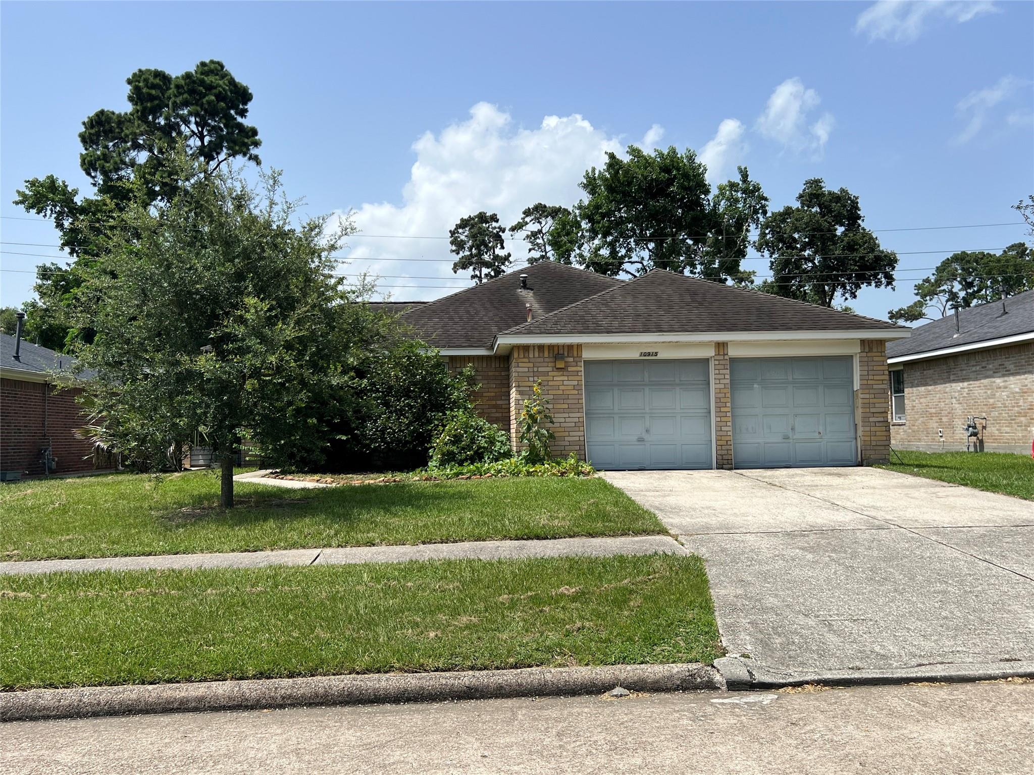 10915 Kentington Oak Drive