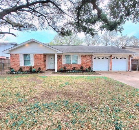 Photo of 2426 Tannehill Drive, Houston, TX 77008 (MLS # 23577618)