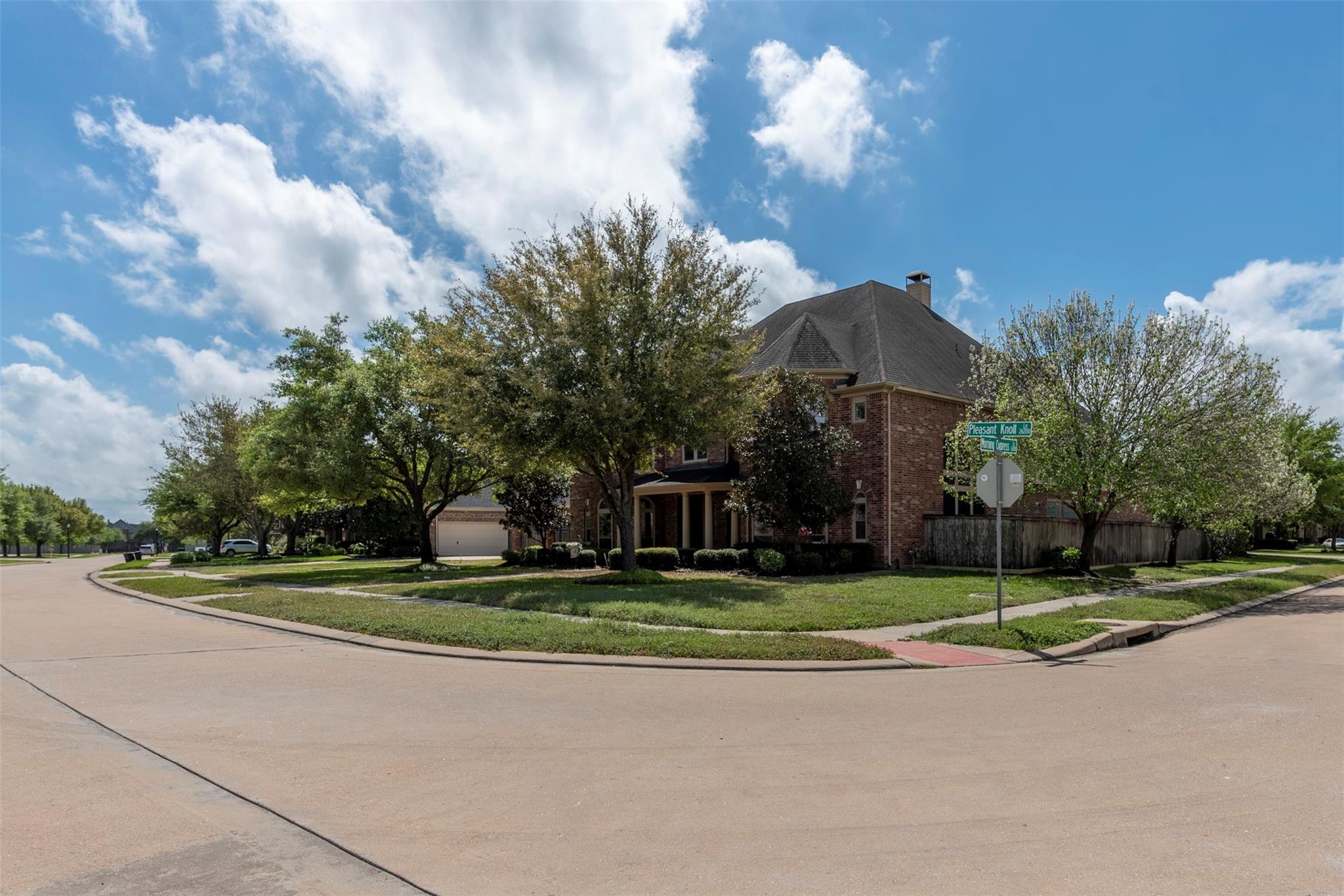26215 Pleasant Knoll Lane