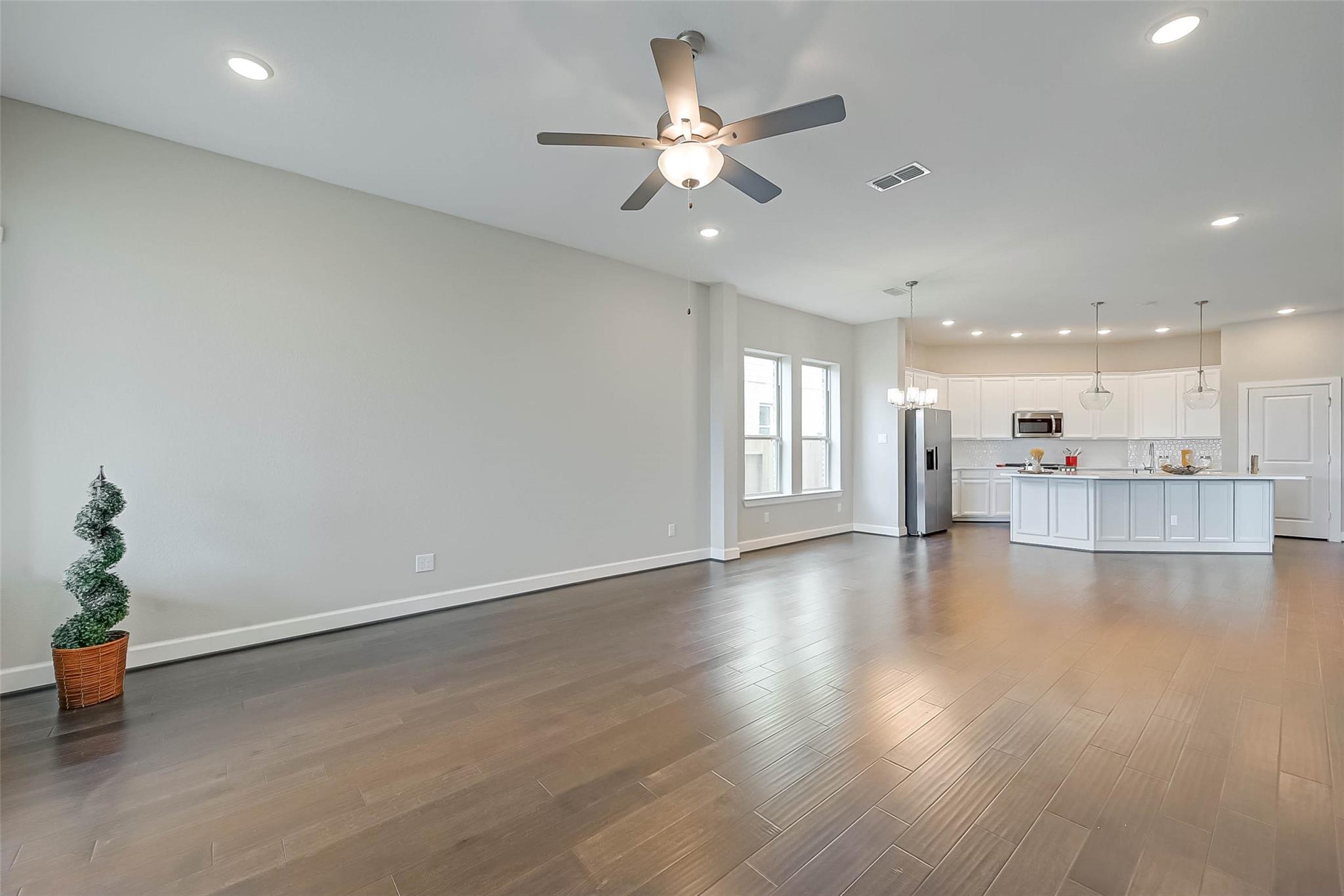 10707 Deer Path Drive