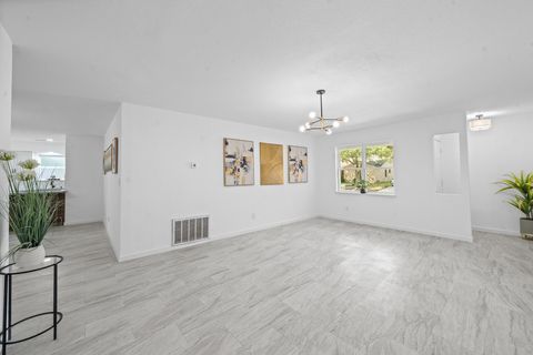 Tiny photo for 15415 W Hampton Circle, Houston, TX 77071 (MLS # 39296823)