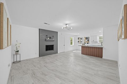 Tiny photo for 15415 W Hampton Circle, Houston, TX 77071 (MLS # 39296823)