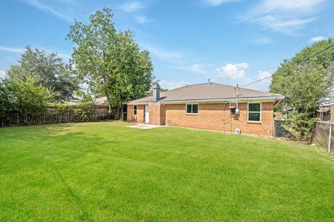 Tiny photo for 15415 W Hampton Circle, Houston, TX 77071 (MLS # 39296823)