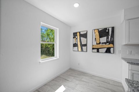 Tiny photo for 15415 W Hampton Circle, Houston, TX 77071 (MLS # 39296823)