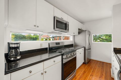 Tiny photo for 3105 Caroline Street, Houston, TX 77004 (MLS # 19343639)