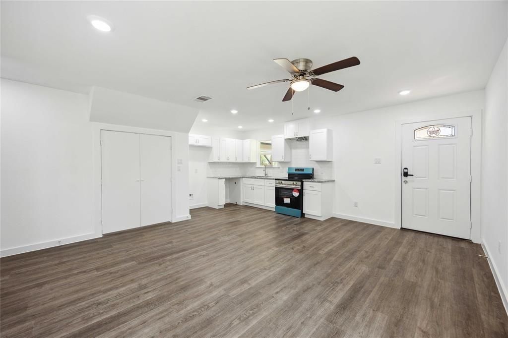 Photo of 1056 North Ln Ln #A, Houston, TX 77088 (MLS # 27837548)