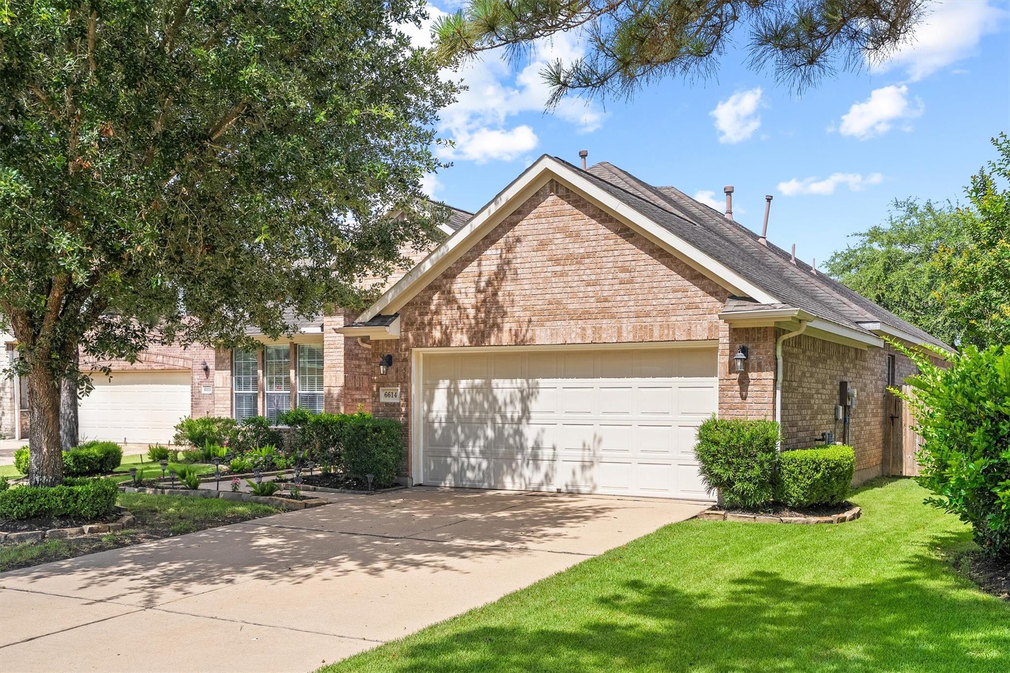 6614 Lavender Bend Lane