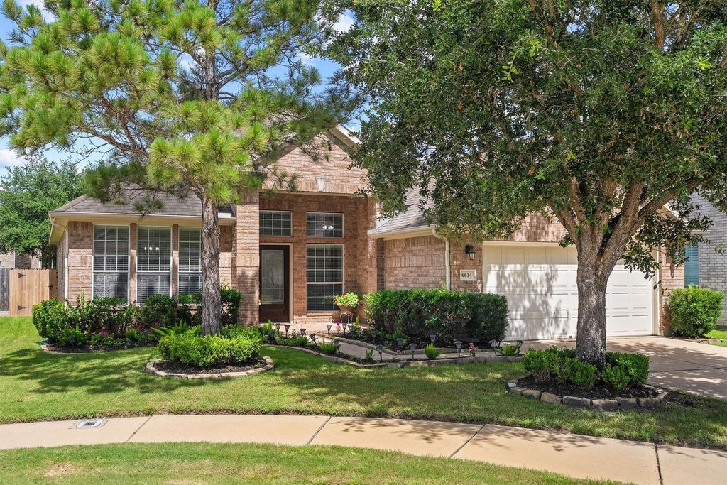 Photo of 6614 Lavender Bend Lane, Katy, TX 77494 (MLS # 93372870)