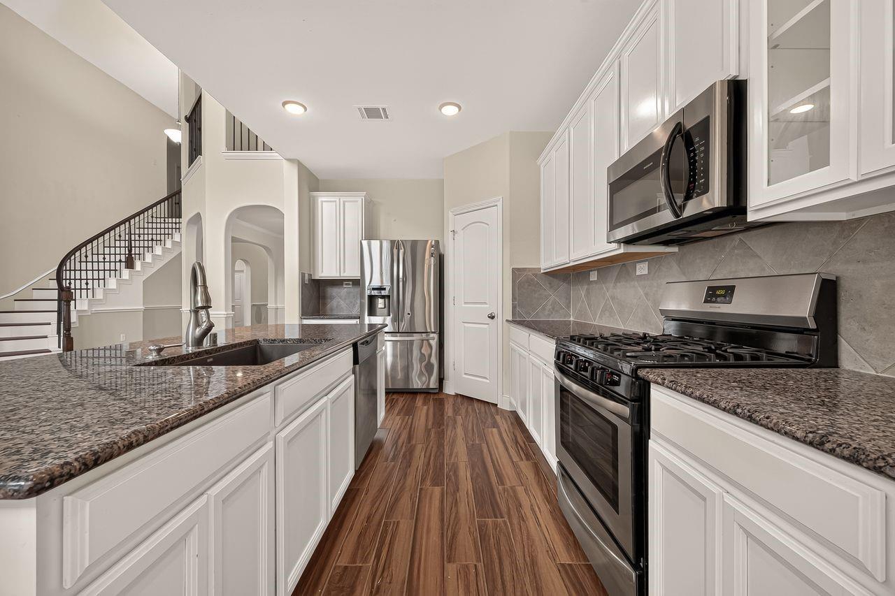 11202 Bluewater Lagoon Circle