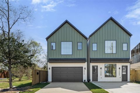 Tiny photo for 4610 Gunter Street, Houston, TX 77020 (MLS # 78243810)