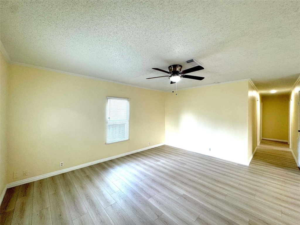 Photo of 11730 Greenglen Drive, Houston, TX 77044 (MLS # 18221599)