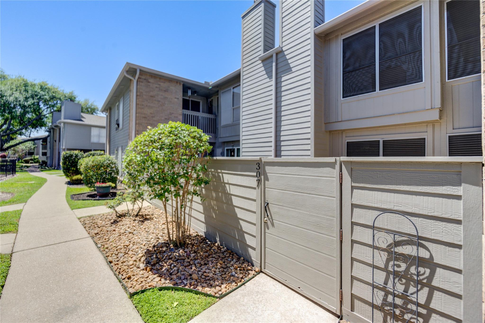 260 El Dorado Boulevard 307