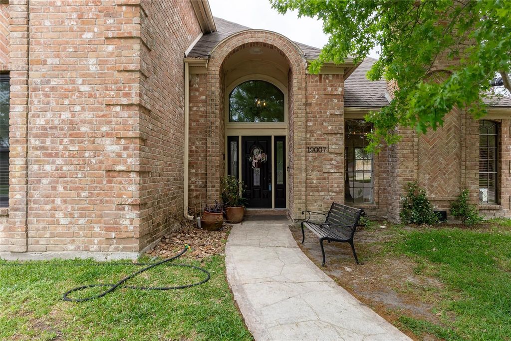Photo of 19007 Walden Forest Drive, Humble, TX 77346 (MLS # 43293303)