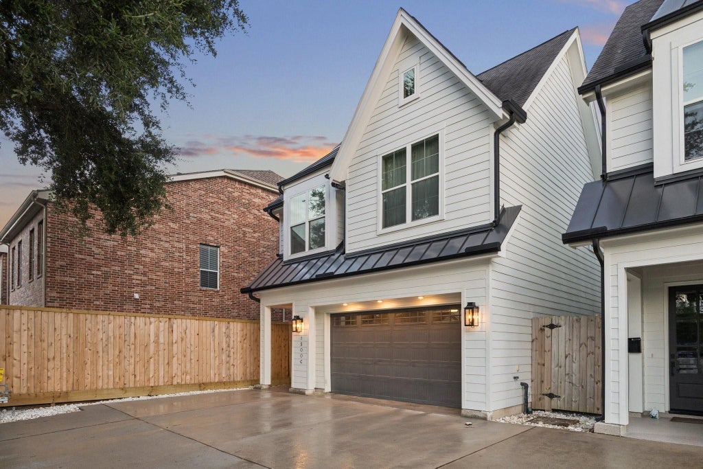 Photo of 1500 Auline Lane #C, Houston, TX 77055 (MLS # 13205446)