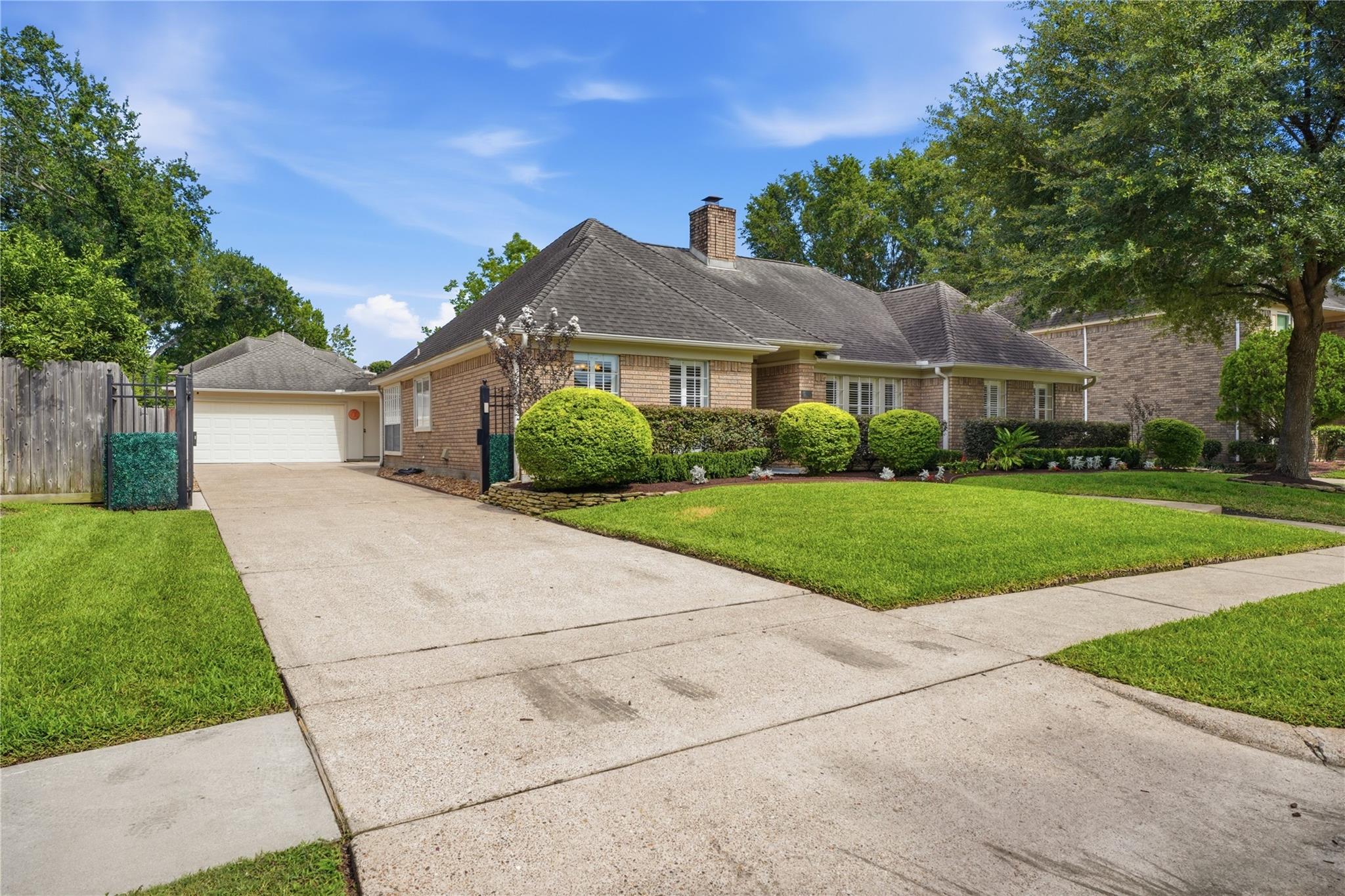15123 Greenleaf Lane