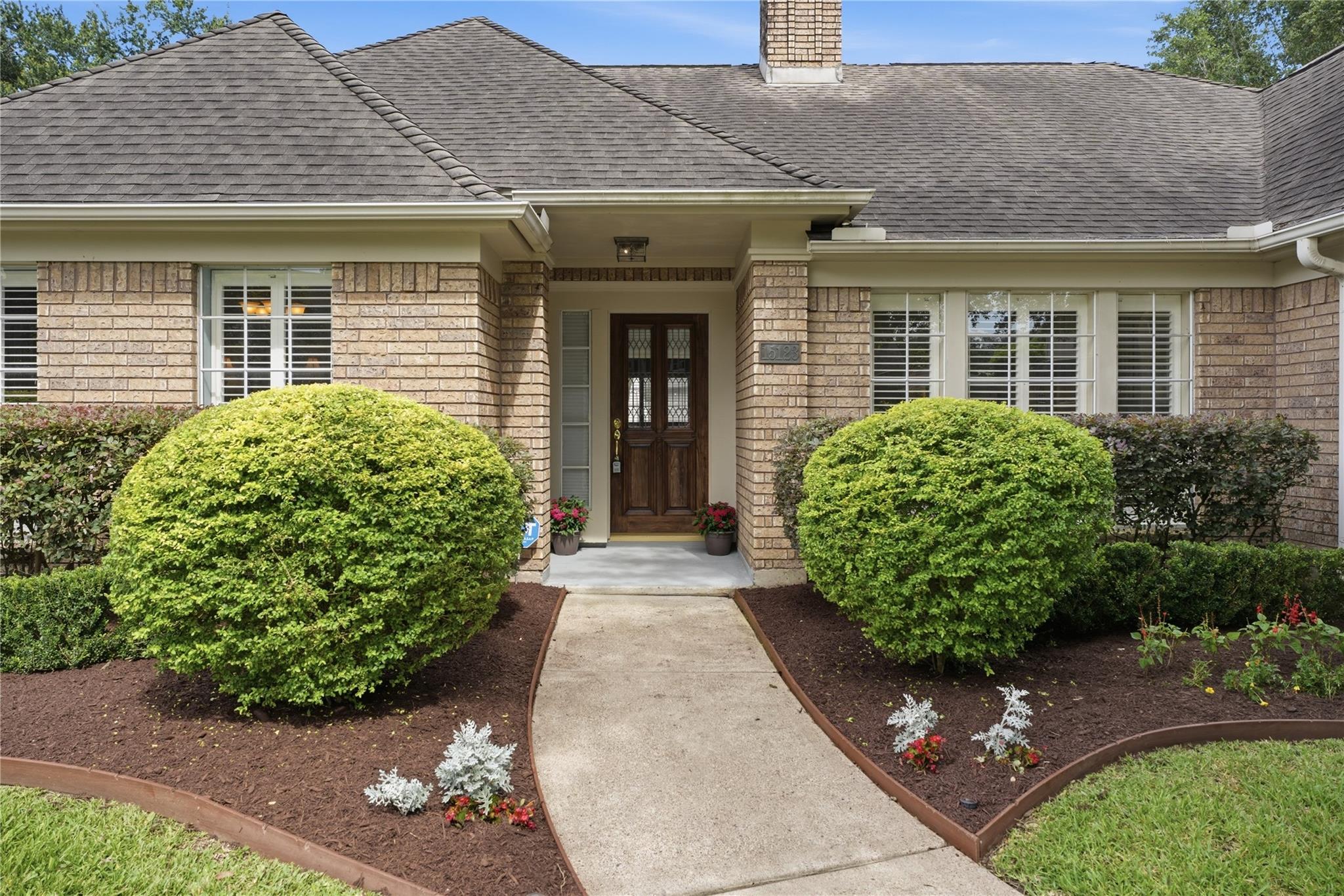 15123 Greenleaf Lane