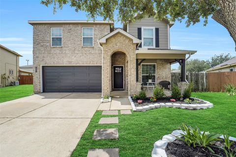 Photo of 2403 Lakecrest Village Court, Katy, TX 77493 (MLS # 13207148)