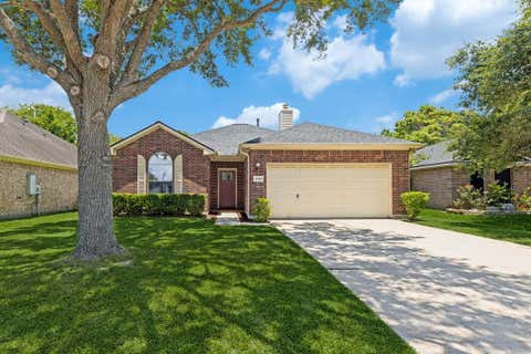 Photo of 1110 Chase Park Drive, Bacliff, TX 77518 (MLS # 56003174)