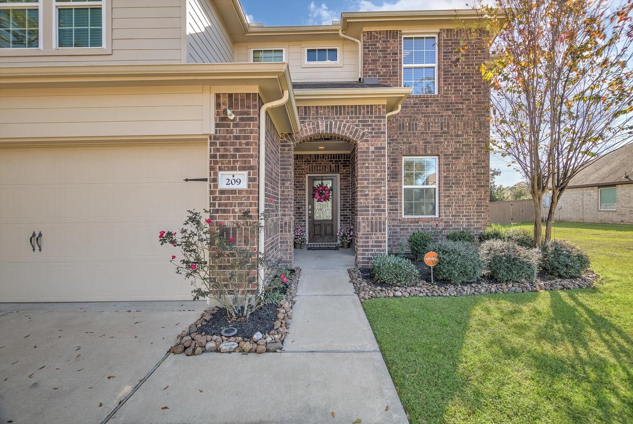 209 Meadow Ridge Way