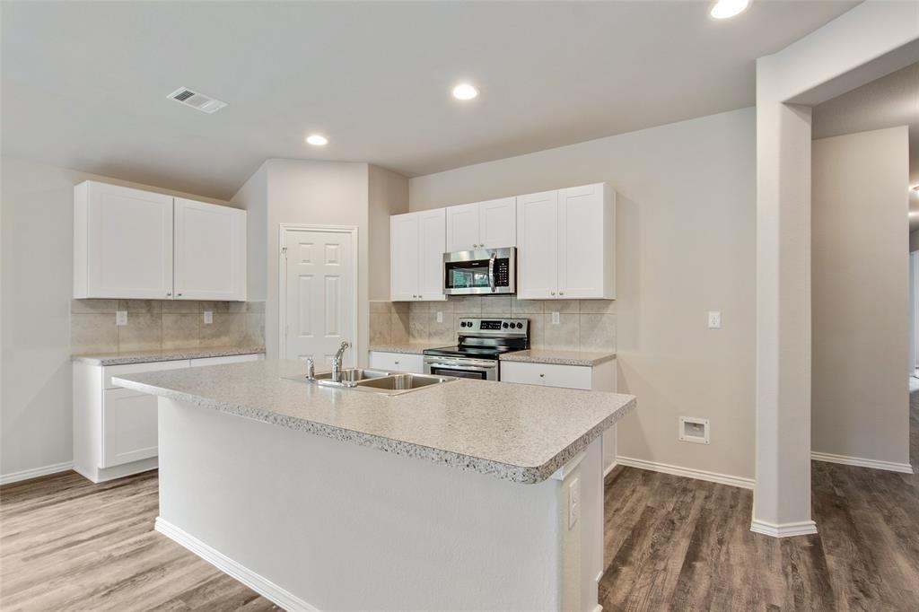 21242 Bush Brook Bend Path