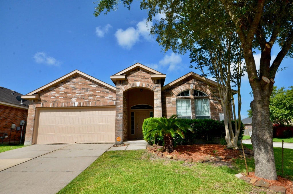 Photo of 23527 Maple Vista Lane, Spring, TX 77373 (MLS # 95706240)