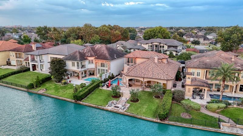 1007 Williams Lake Drive