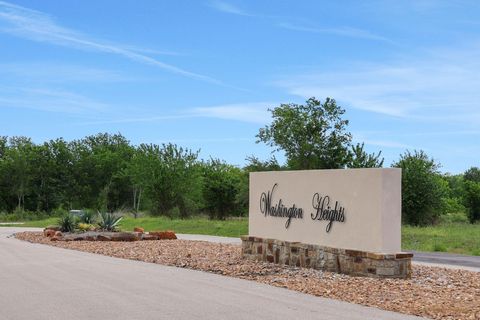 Photo of 25 Winding Branch, Chappell Hill, TX 77426 (MLS # 96365403)