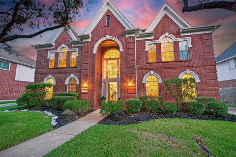 Photo of 13011 Mossy Ridge Cove, Houston, TX 77041 (MLS # 18246482)