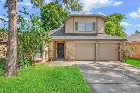 Photo of 11722 Plumpoint Drive, Houston, TX 77099 (MLS # 22480121)