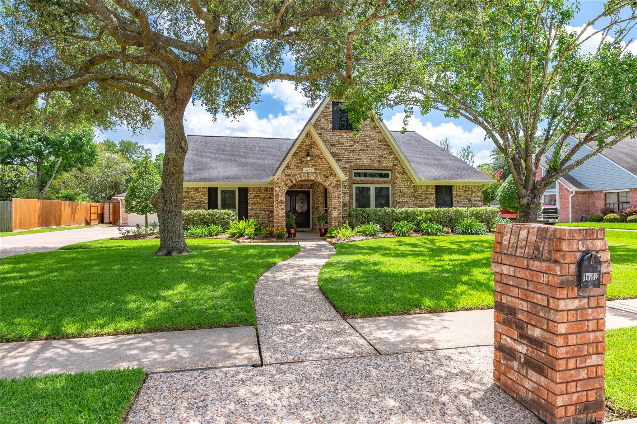 1603 White Wing Circle