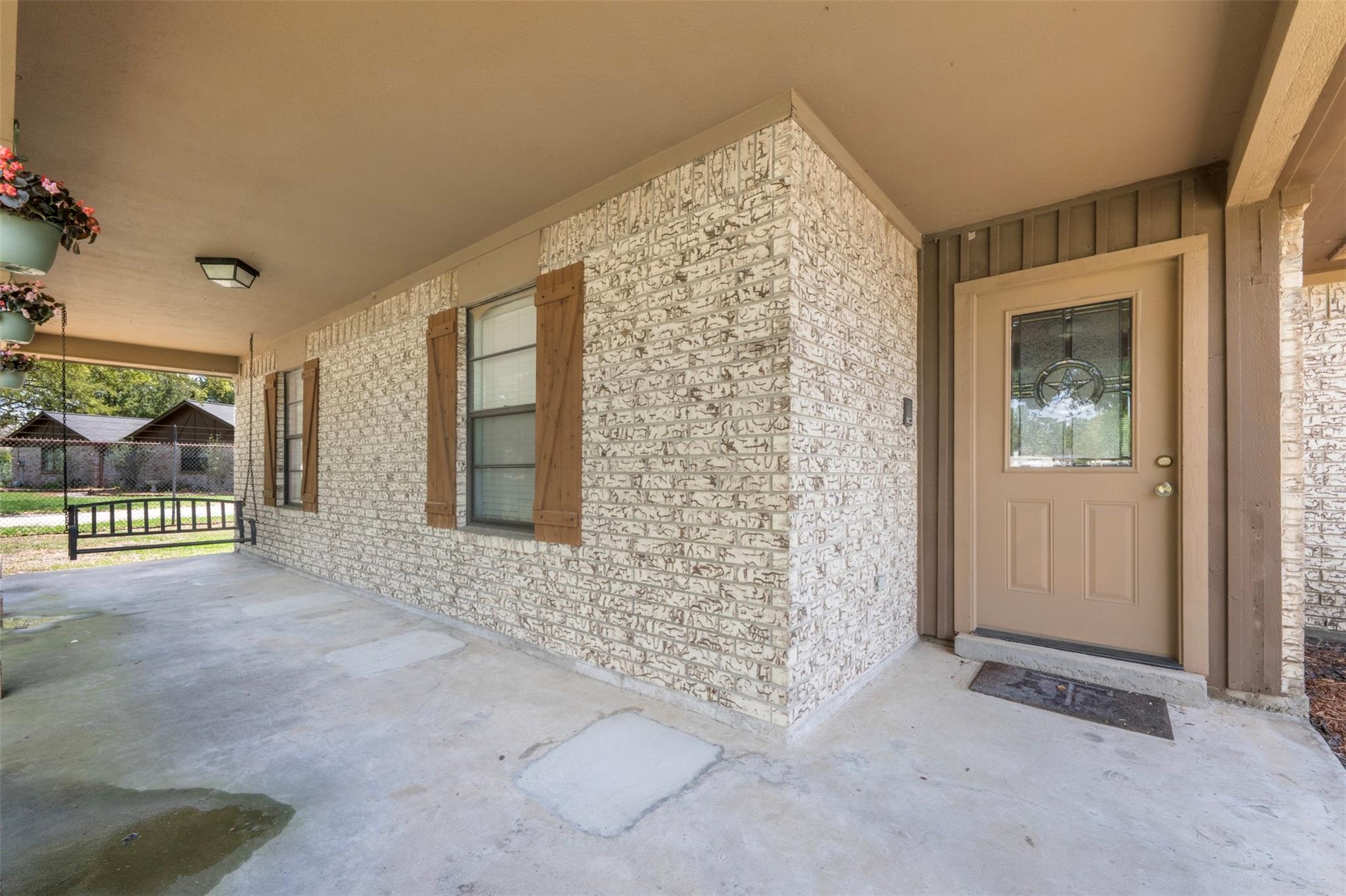 17831 Oak Cluster Court