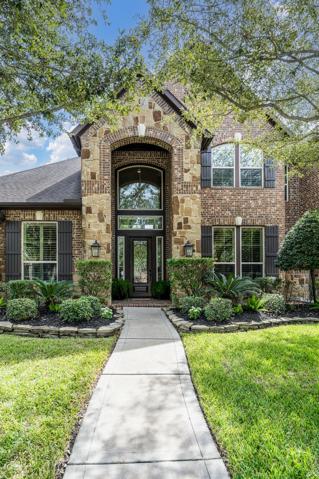 16814 E Caramel Apple Trail