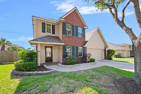 Photo of 3709 Trent Cove Lane, Pearland, TX 77584 (MLS # 53258382)