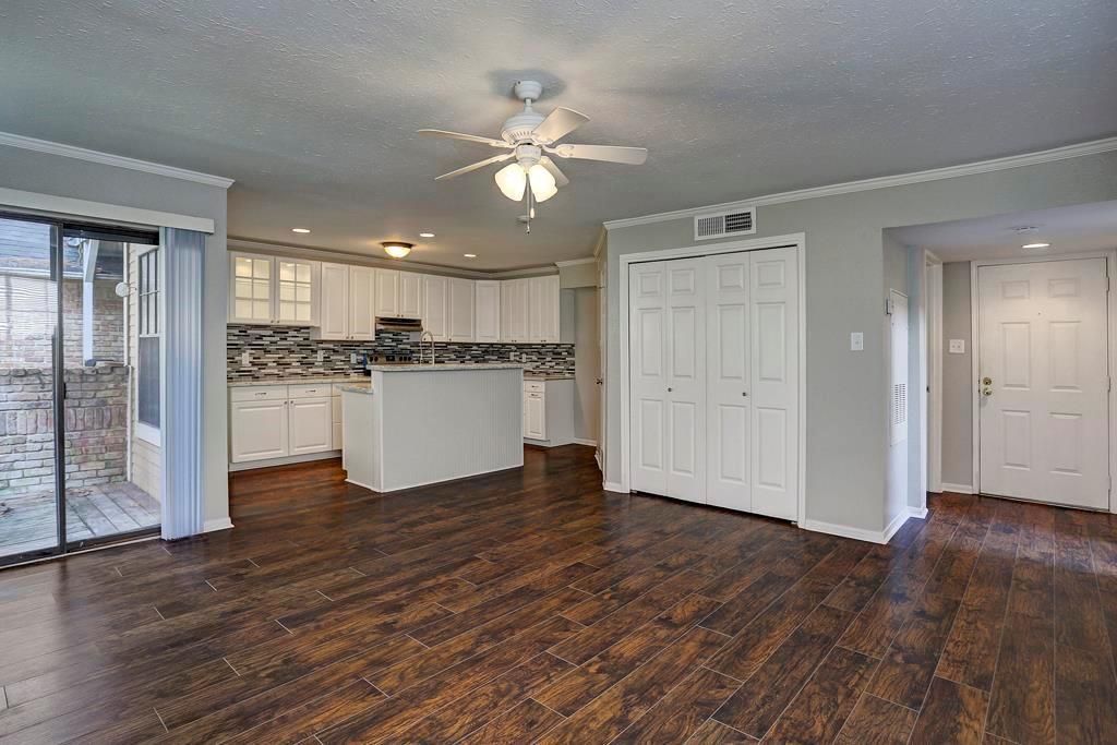 Photo of 2300 Old Spanish Trail #1128, Houston, TX 77054 (MLS # 22558044)