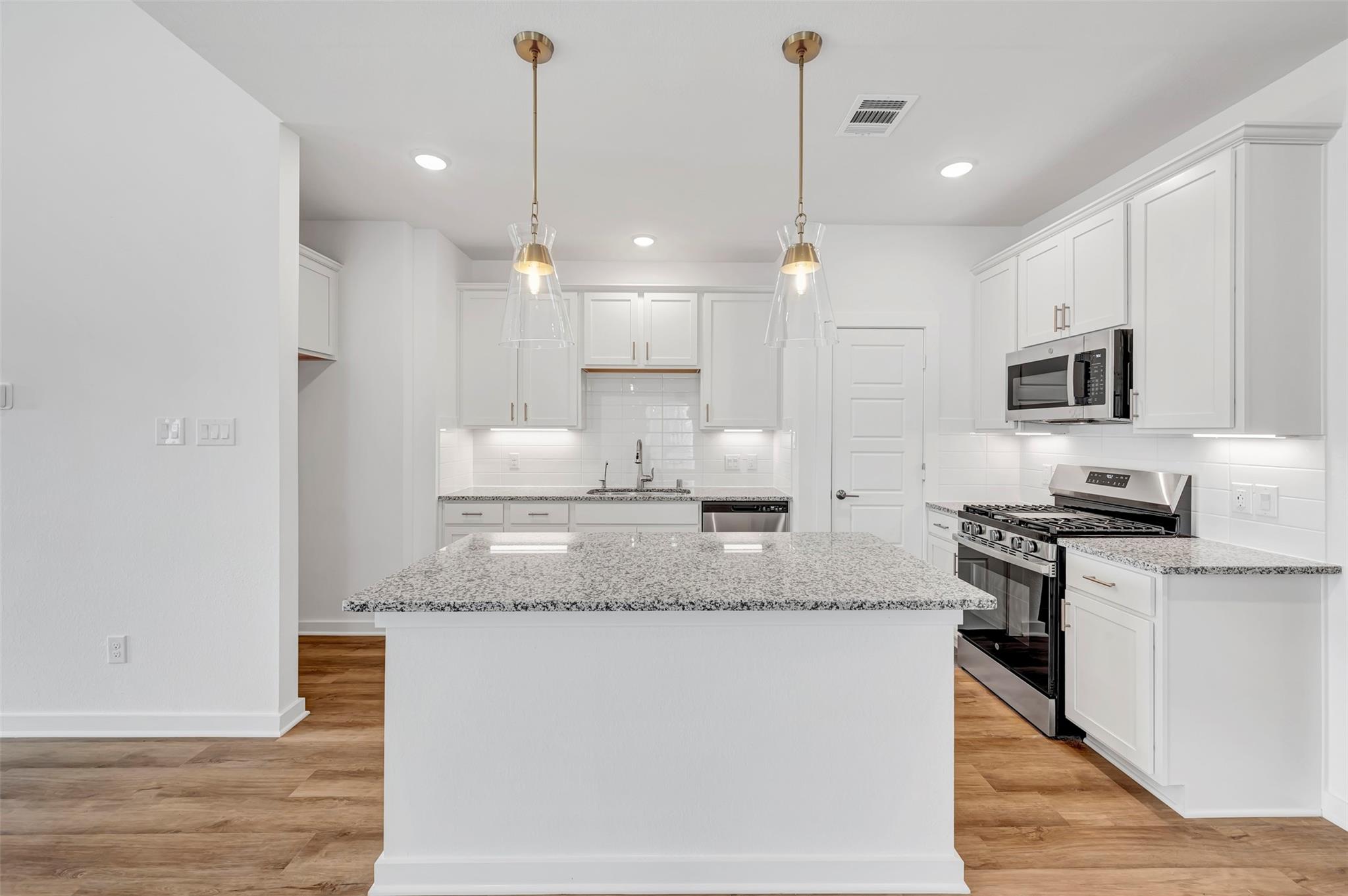 32223 Sunbeam Drive