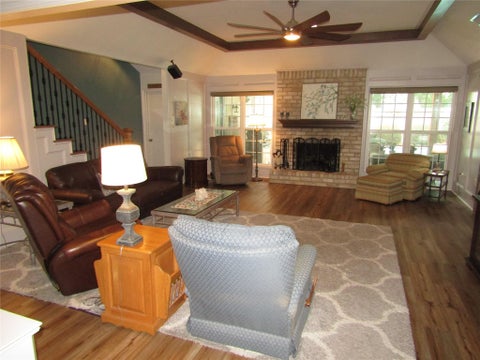 Photo of 12139 Glenway Drive, Houston, TX 77070 (MLS # 60000770)