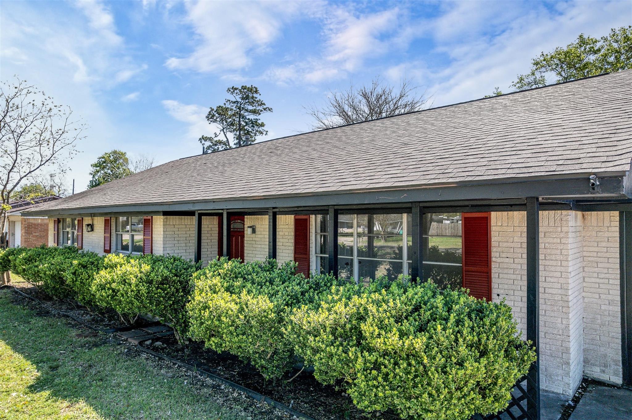 109 Staples Drive