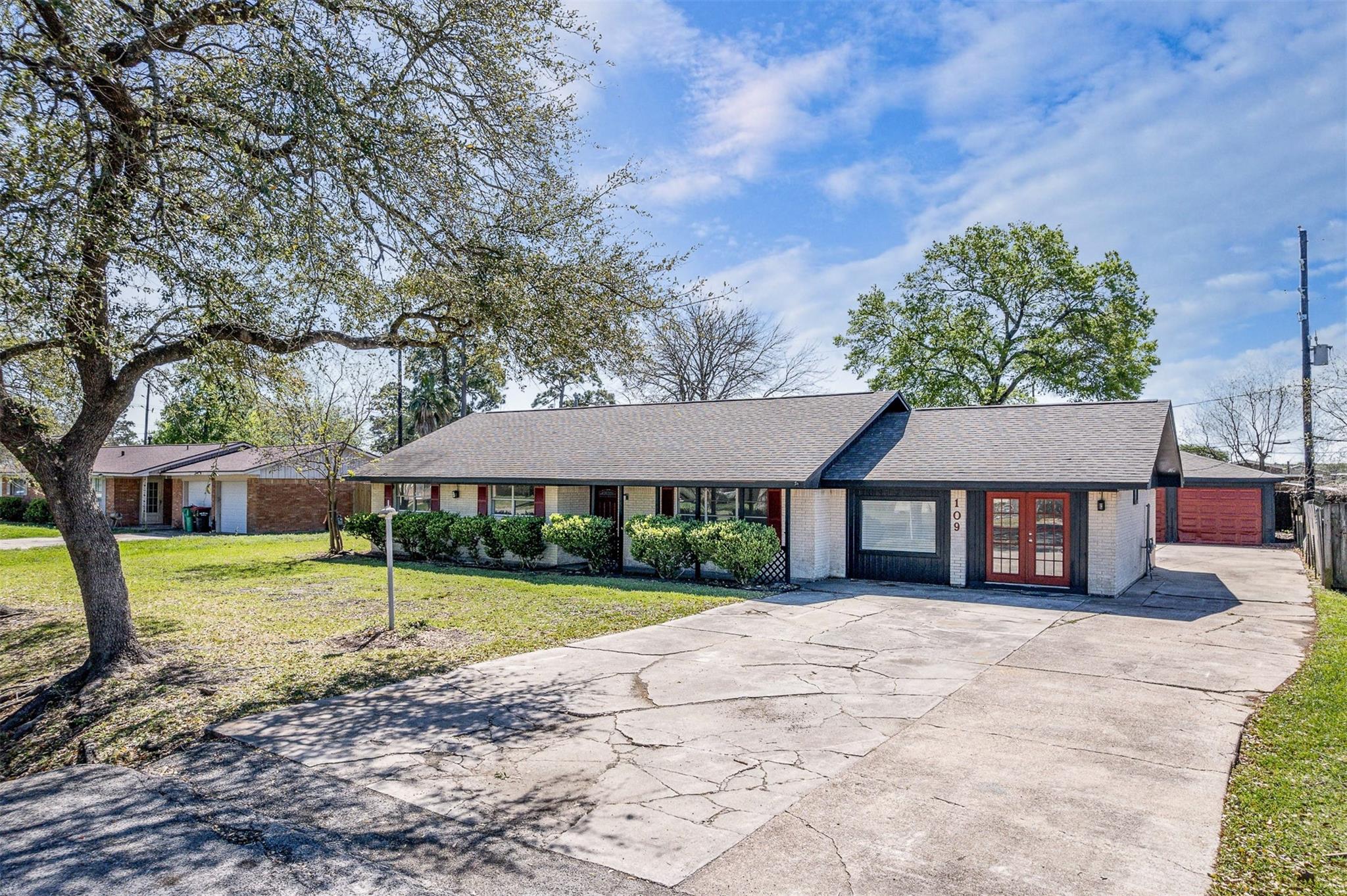 109 Staples Drive