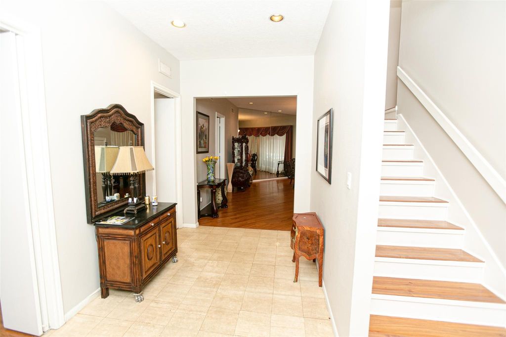 Photo of 12007 Lakeway Court, Houston, TX 77071 (MLS # 48753678)