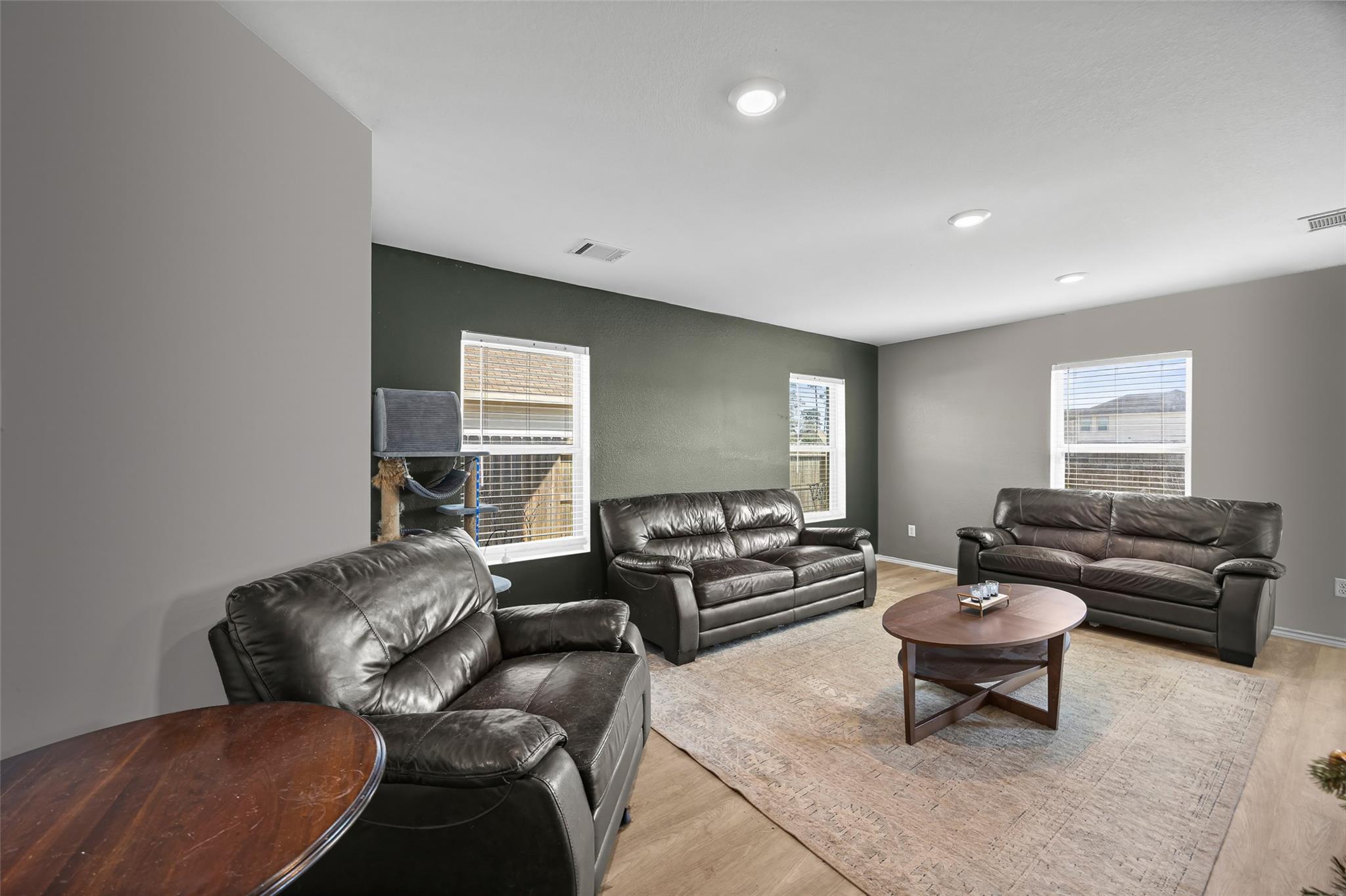 5976 Rimini Landing Lane