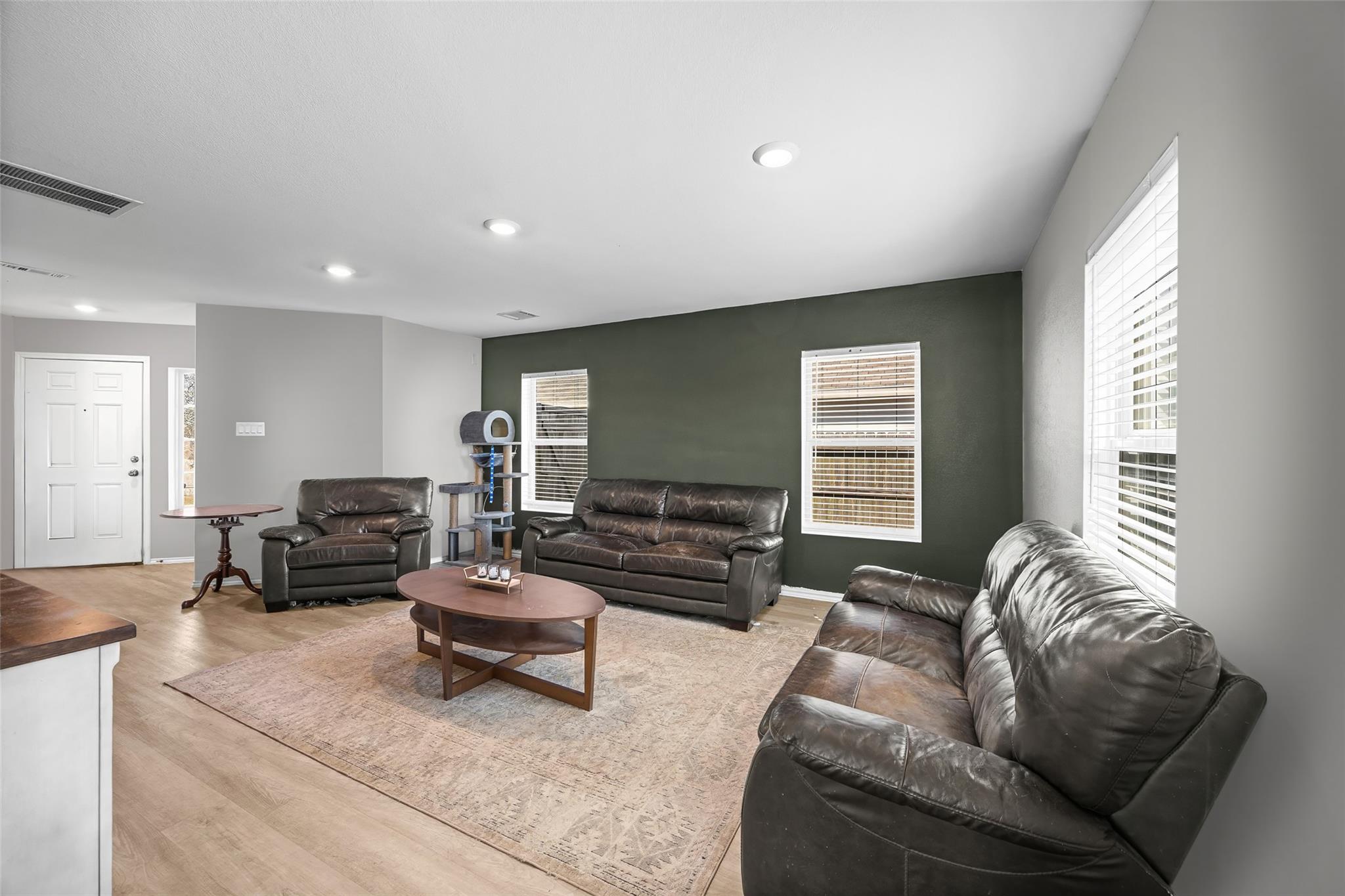5976 Rimini Landing Lane