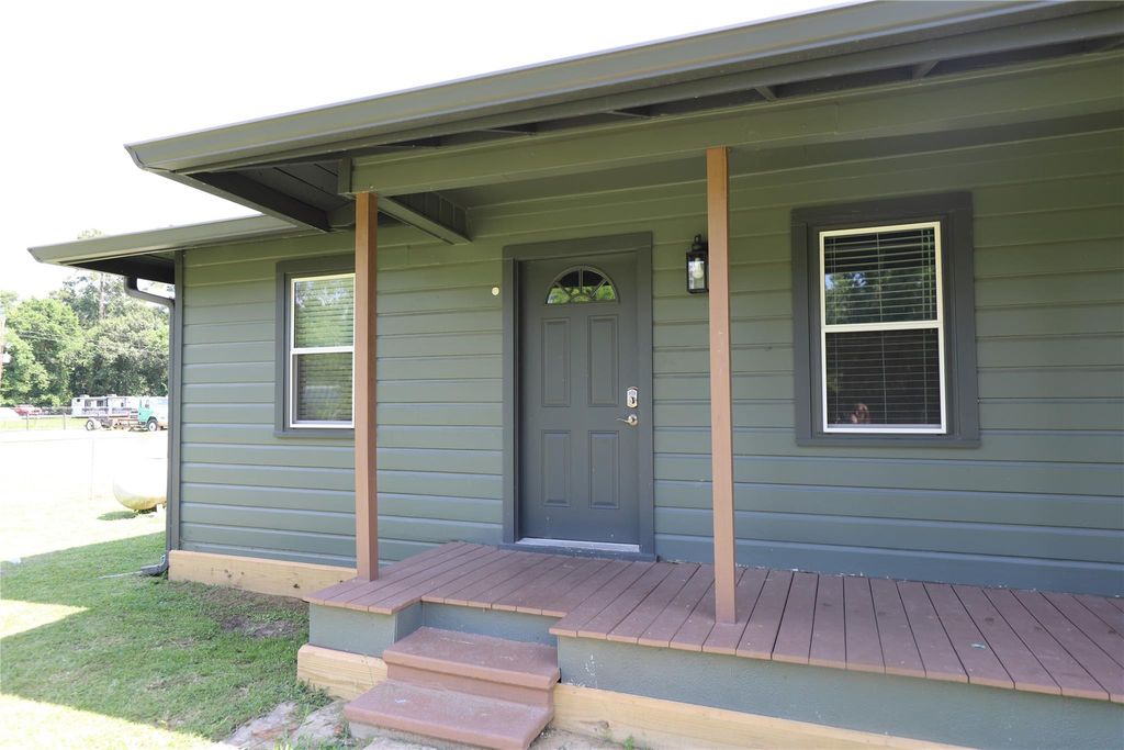 Photo of 16890 Porter Lane, Porter, TX 77365 (MLS # 58711948)