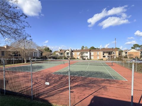 Tiny photo for 2800 Jeanetta Street #2813, Houston, TX 77063 (MLS # 95008864)