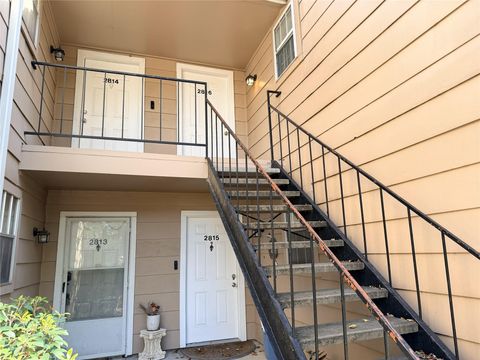Tiny photo for 2800 Jeanetta Street #2813, Houston, TX 77063 (MLS # 95008864)